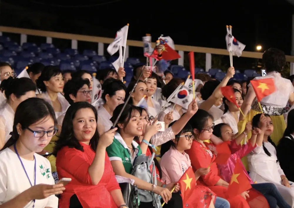 21 đoàn tham dự Hội thi Hợp xướng quốc tế Việt Nam lần 6 ảnh 3