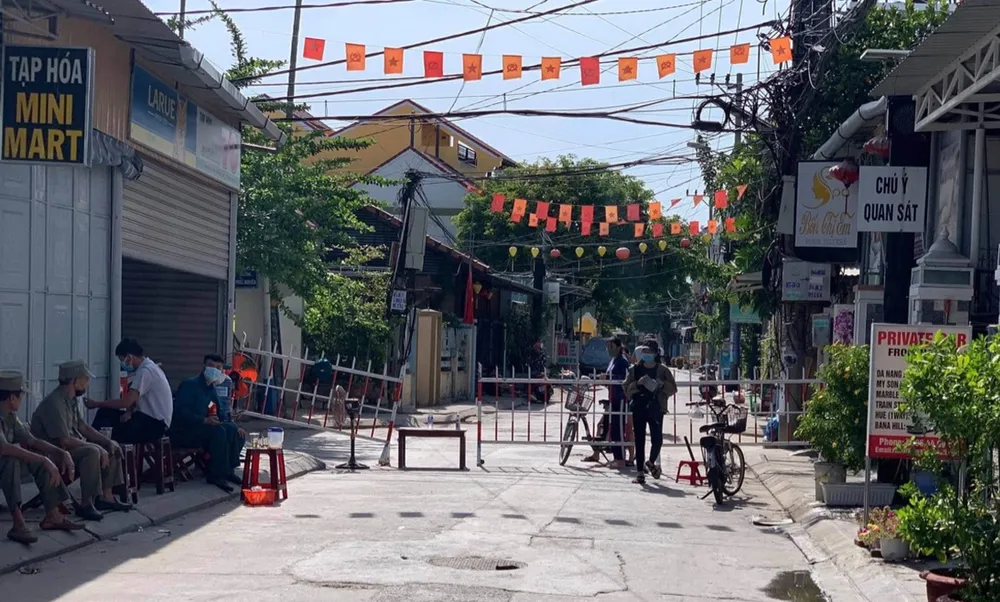 Cách ly xã hội tại Hội An từ 0 giờ ngày 31-7 ảnh 1