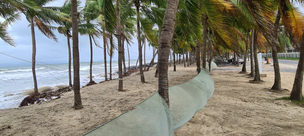 Hội An lo mất bờ biển Cửa Đại ảnh 12