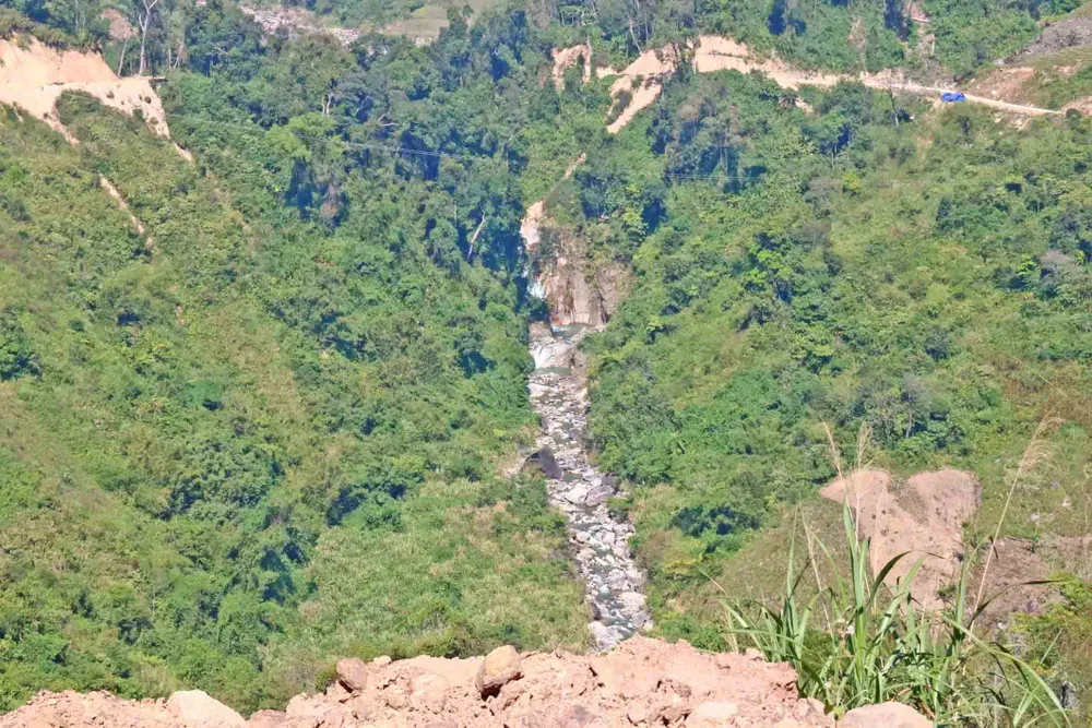 Rộn ràng phiên chợ sâm Ngọc Linh ảnh 11