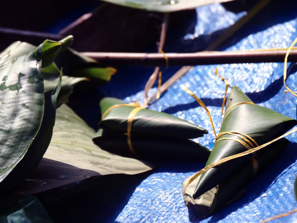 Mang tết đến cho đồng bào vùng biên ảnh 11