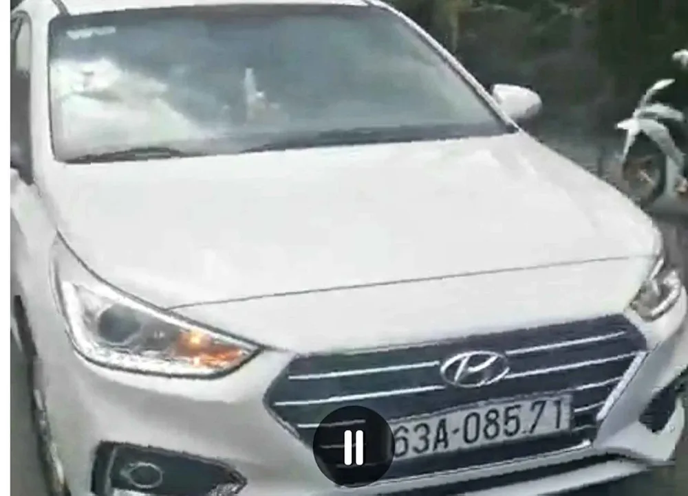 Bắt 2 thanh niên đánh, cướp súng của cảnh sát hình sự tại Tiền Giang  ảnh 2