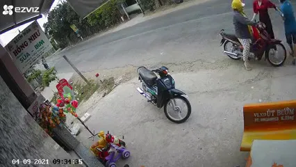 Điều tra vụ 3 người nghi dàn cảnh mua hàng để trộm tiền tại Tiền Giang ảnh 3