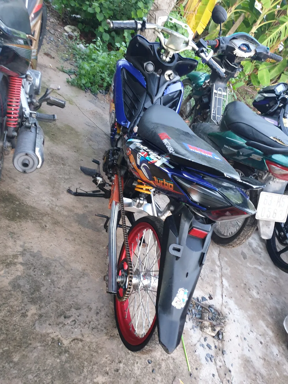 Mật phục bắt nhóm “quái xế” đua xe trên Quốc lộ 50 ảnh 3