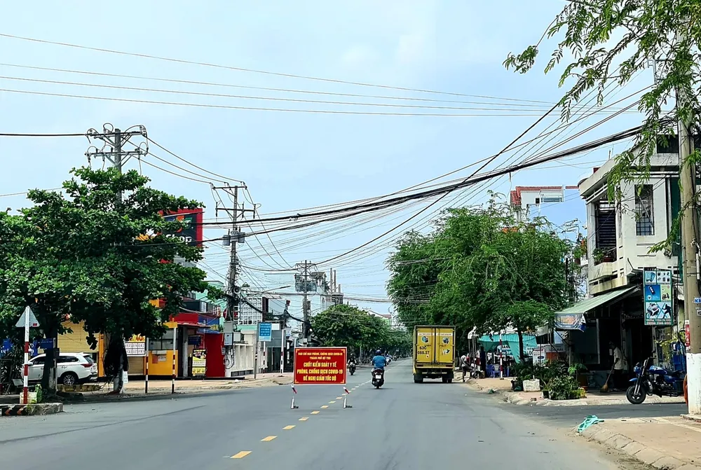 Tăng cường kiểm soát người và phương tiện ra vào các tỉnh Long An, Tiền Giang ảnh 2