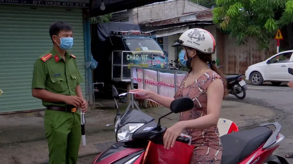 Long An mở lại chợ truyền thống ảnh 8