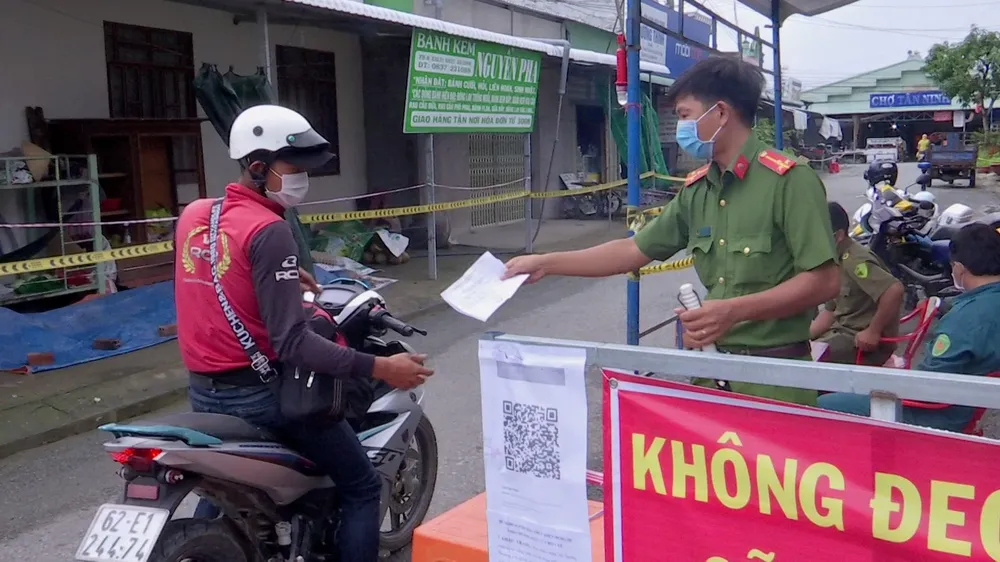 Long An mở lại chợ truyền thống ảnh 2