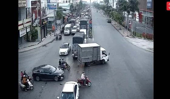 Kẹt xe nghiêm trọng tại cầu Rạch Miễu ảnh 4