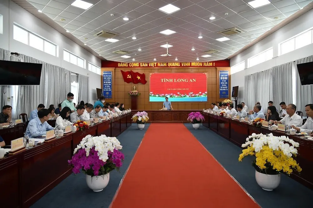 Quang cảnh buổi làm việc Quang cảnh buổi làm việc