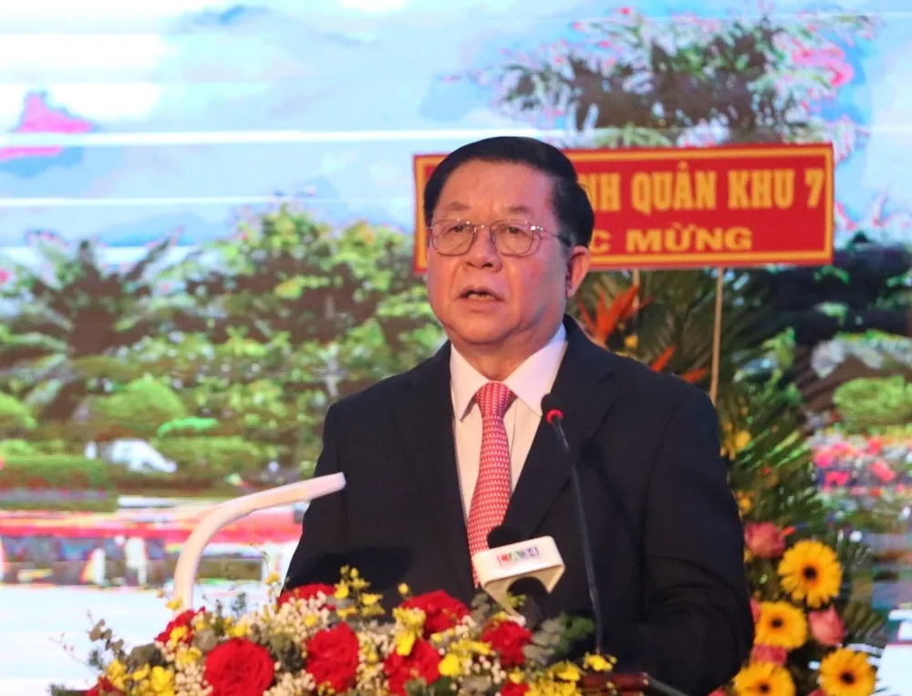 Đồng chí Nguyễn Trọng Nghĩa, Trưởng ban Tuyên giáo Trung ương phát biểu tại buổi lễ Đồng chí Nguyễn Trọng Nghĩa, Trưởng ban Tuyên giáo Trung ương phát biểu tại buổi lễ