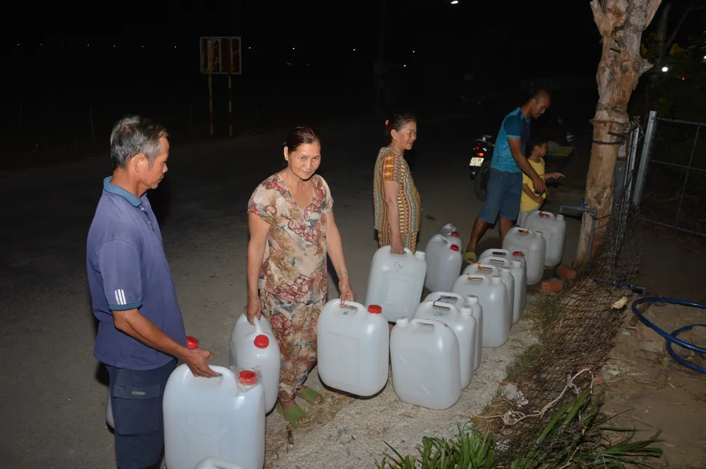 LAY NUOC DEM - TG 1.jpg