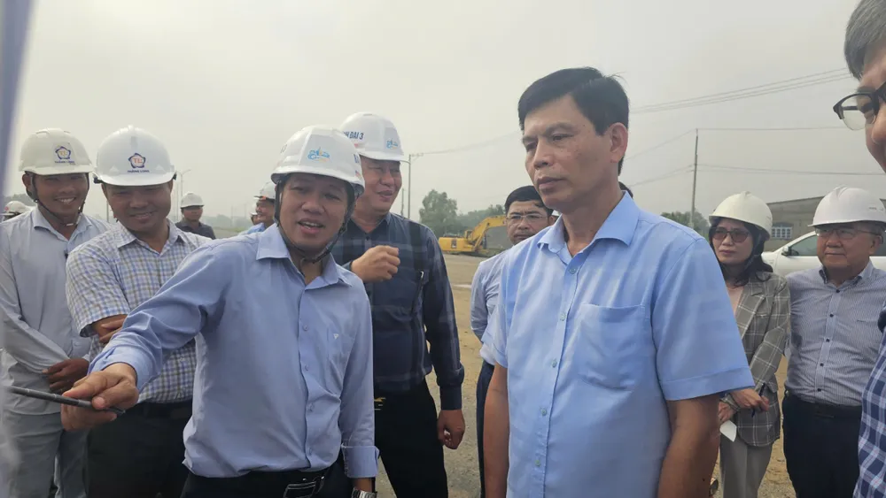 CAO TOC BEN LUC- LONG THANH 2.jpg