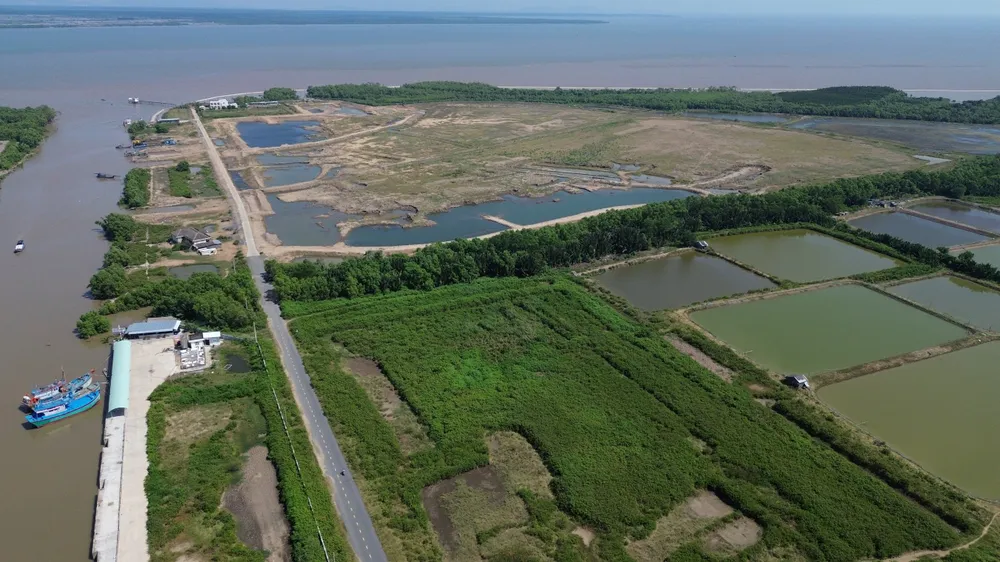 AU TAU- CANG CA BIEN GO CONG DONG4.jpg