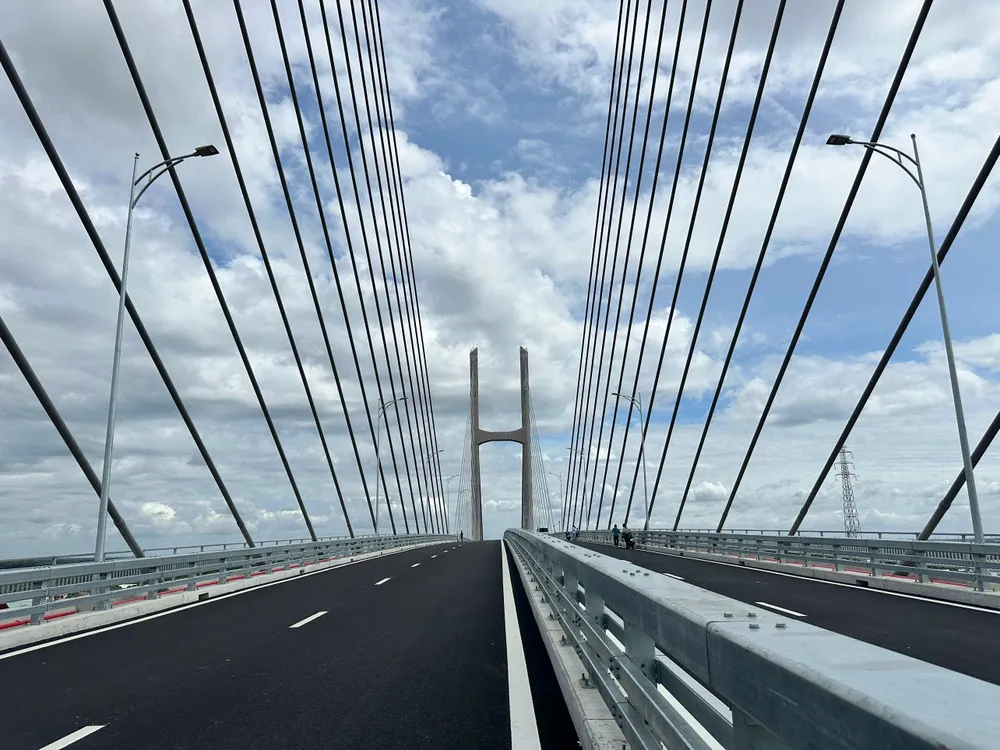 Ngày 19-8 sẽ khánh thành, thông xe cầu Rạch Miễu 2