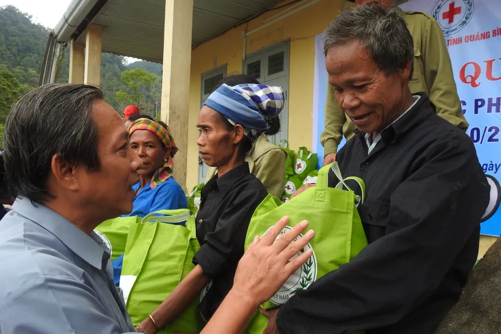 Kịp thời động viên người A Rem không trở lại hang đá ảnh 4