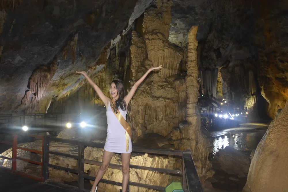 Miss Grand International 2017: Người đẹp yêu kiều soi nhan sắc bên dòng Nhật Lệ ảnh 16