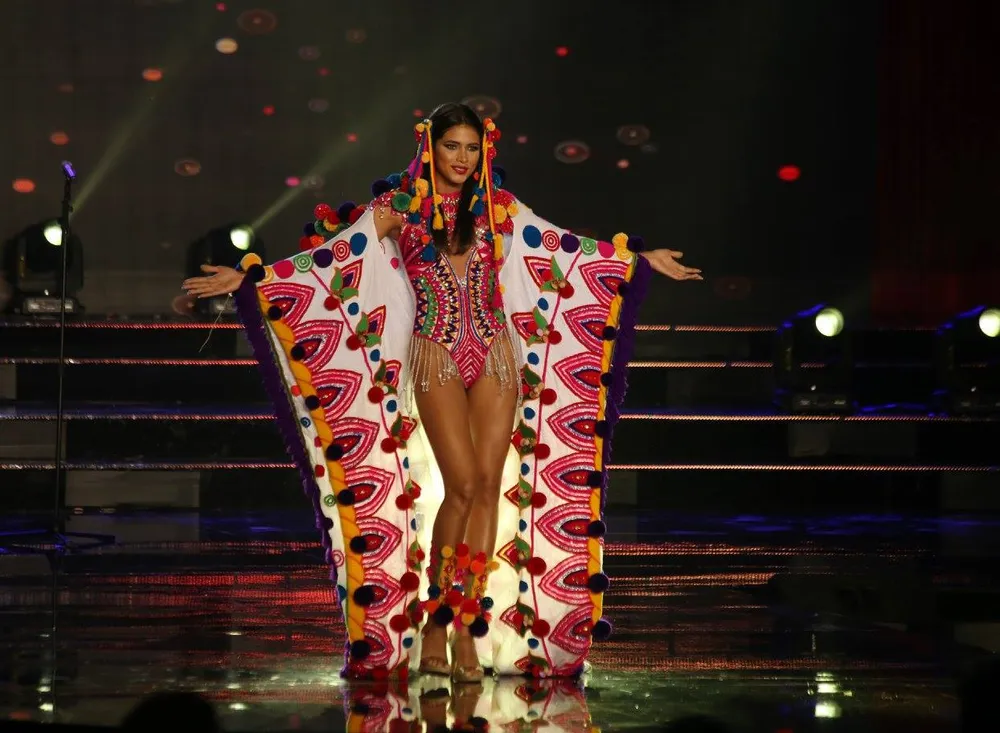 Hoa hậu Hòa bình thế giới 2017: Lộng lẫy vũ điệu trang phục dân tộc ảnh 20