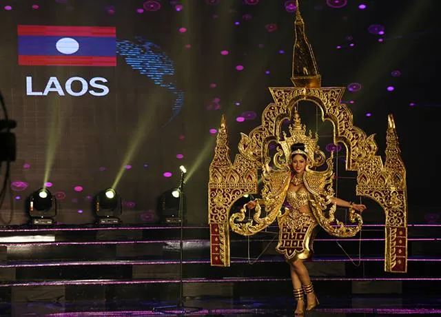 Hoa hậu Hòa bình thế giới 2017: Lộng lẫy vũ điệu trang phục dân tộc ảnh 8