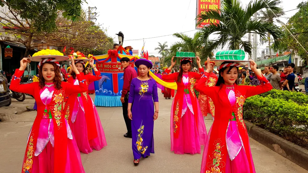 Lễ hội cầu ngư và xuất quân đánh cá tại làng biển Cảnh Dương ảnh 6