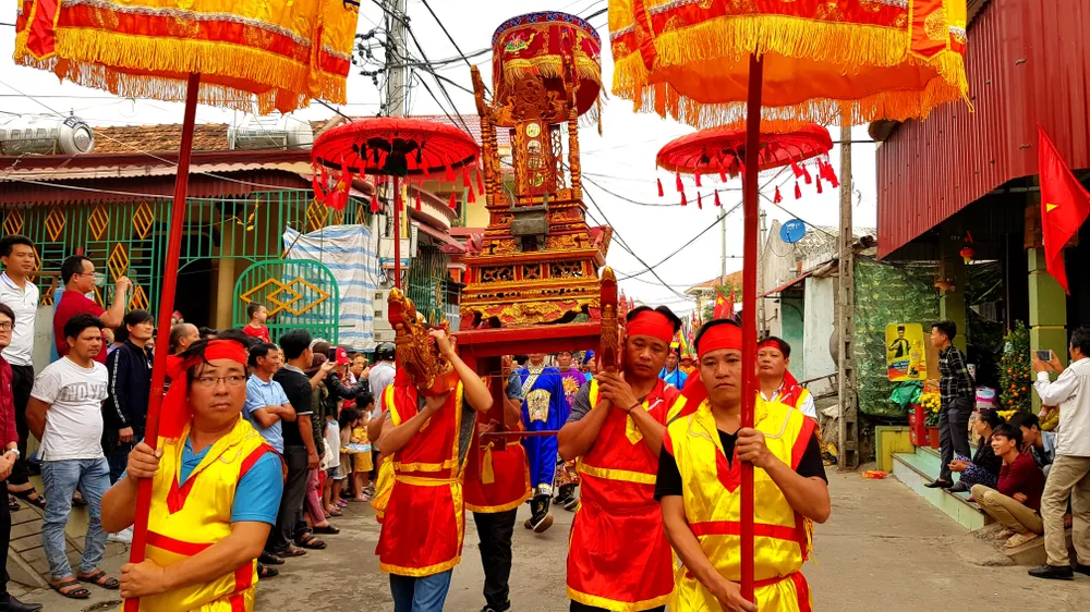 Lễ hội cầu ngư và xuất quân đánh cá tại làng biển Cảnh Dương ảnh 4