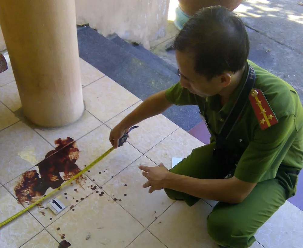  Xông vào trụ sở kiểm lâm, đánh hạt trưởng đổ máu ảnh 2