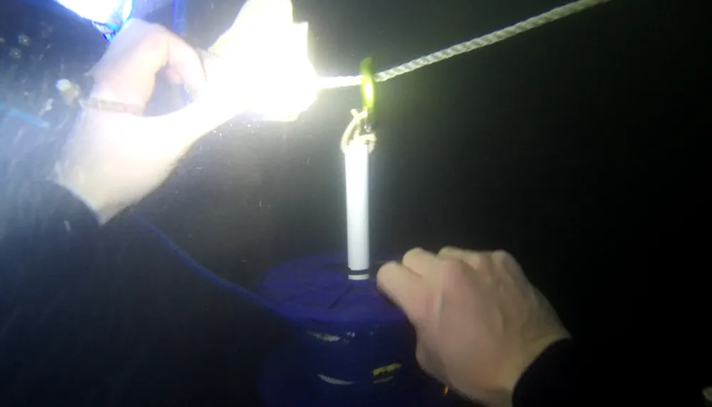 Nghẹt thở quang cảnh lặn sông ngầm bên dưới Sơn Đoòng ảnh 13