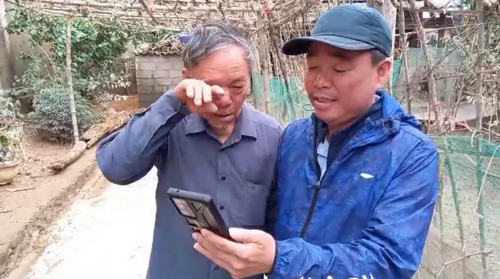 Gặp lại “cụ ông bật khóc” ở Quảng Bình ảnh 2