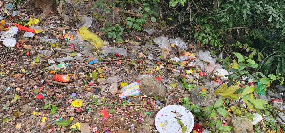 Quảng Bình: Cần quản lý chặt danh thắng núi Thần Đinh ảnh 4