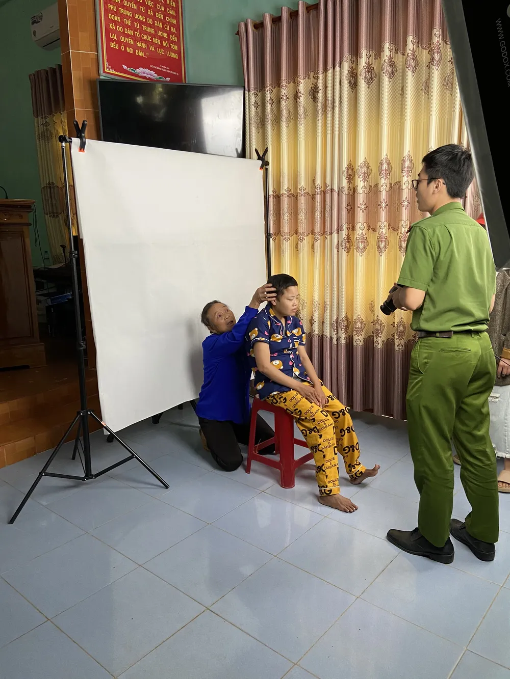 Quảng Bình: Tăng cường thêm 9 điểm cấp căn cước công dân gắn chíp điện tử ảnh 2