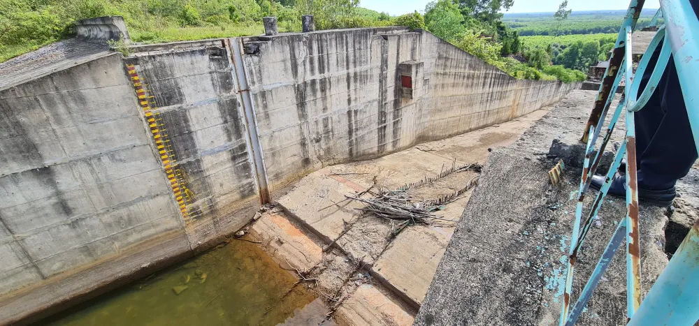 Chịu khát bên hồ chứa hơn 11 triệu khối nước ảnh 2