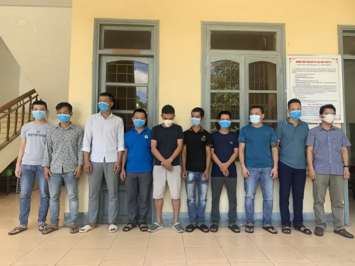 Quảng Bình: Bắt đường dây đường dây cá độ bóng đá với số tiền 60 tỷ đồng ảnh 1