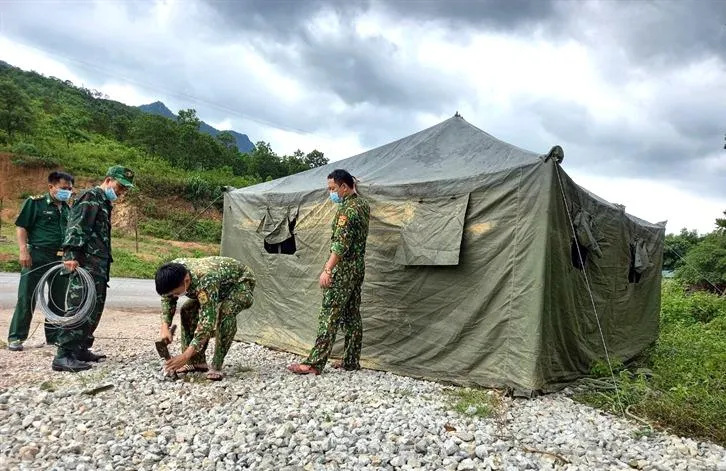 Quảng Bình: Thiết lập giãn cách xã hội nhằm ngăn dịch Covid-19 lây lan ảnh 2