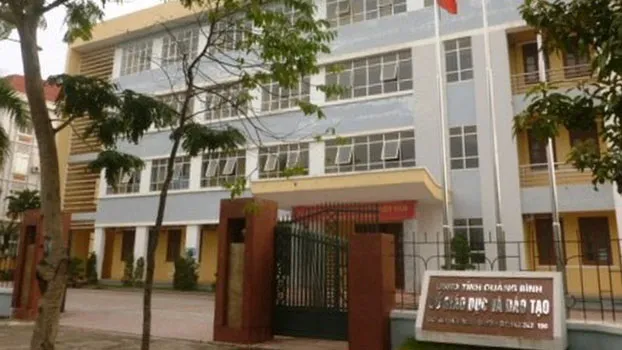 UBKT Tỉnh ủy Quảng Bình đề nghị Ban Cán sự Đảng UBND tỉnh chỉ đạo thu hồi 8 quyết định tuyển dụng của ông Đinh Quý Nhân