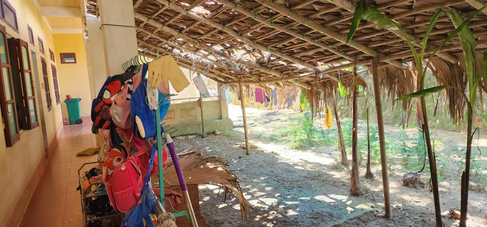 Quảng Bình: Gần 200 học sinh mầm non học phòng dột nát do trường mới bị rút vốn vì chậm tiến độ ảnh 4