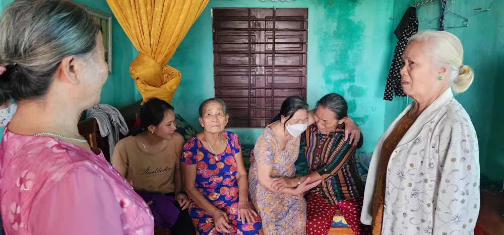 Xúc động người phụ nữ Quảng Bình gặp lại người thân sau 19 năm bị lừa sang Trung Quốc ảnh 3