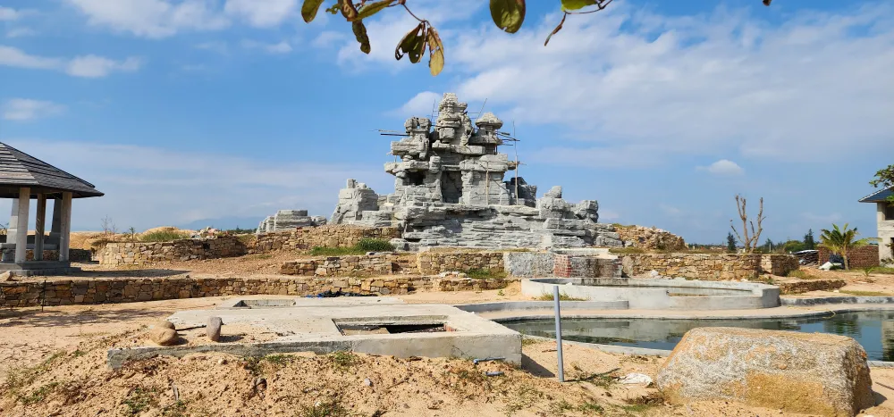 Quảng Bình: Lúng túng xử lý khu du lịch xây dựng trái phép 2 năm qua ảnh 3