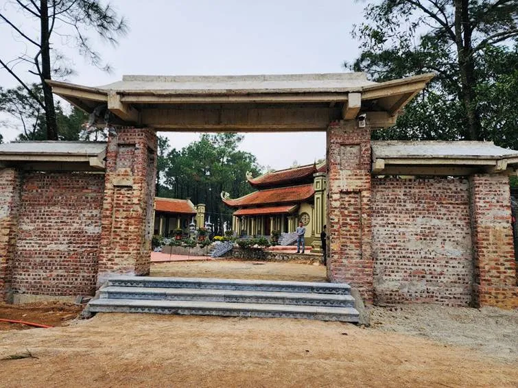 Công trình có diện tích 7.600m2 nhưng không thu hồi đất, không có quyết định giao đất theo thẩm quyền