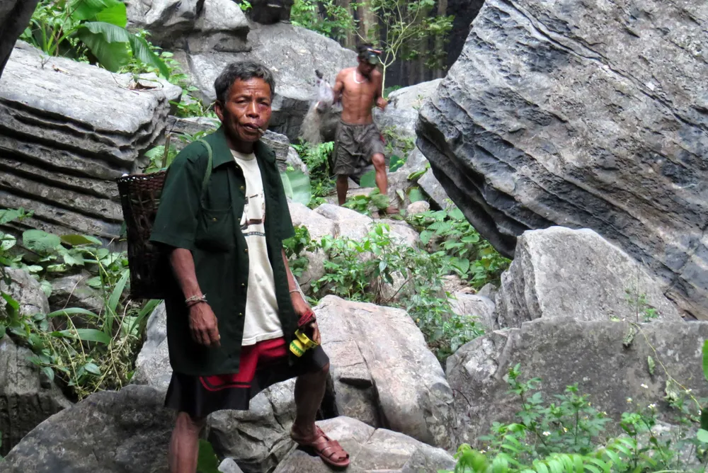 Nhung bi an 4 (1).jpg