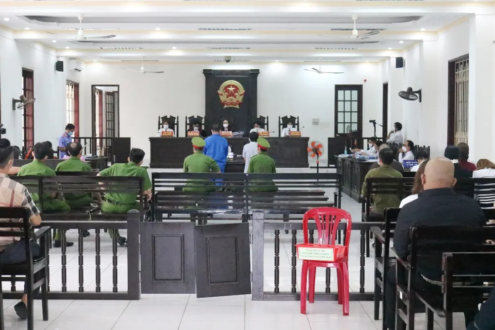 Xét xử đối tượng lừa đảo gần 68 tỷ đồng của nhiều phụ nữ ảnh 2