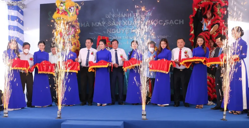 Trà Vinh: Khánh thành nhà máy sản xuất nước sạch trên 95 tỷ đồng ảnh 1