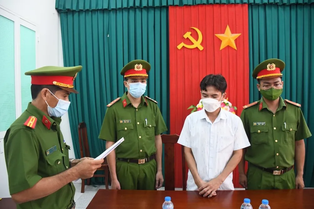 Bắt giam nguyên Trưởng và Phó Phòng LĐTB-XH TP Trà Vinh ảnh 2