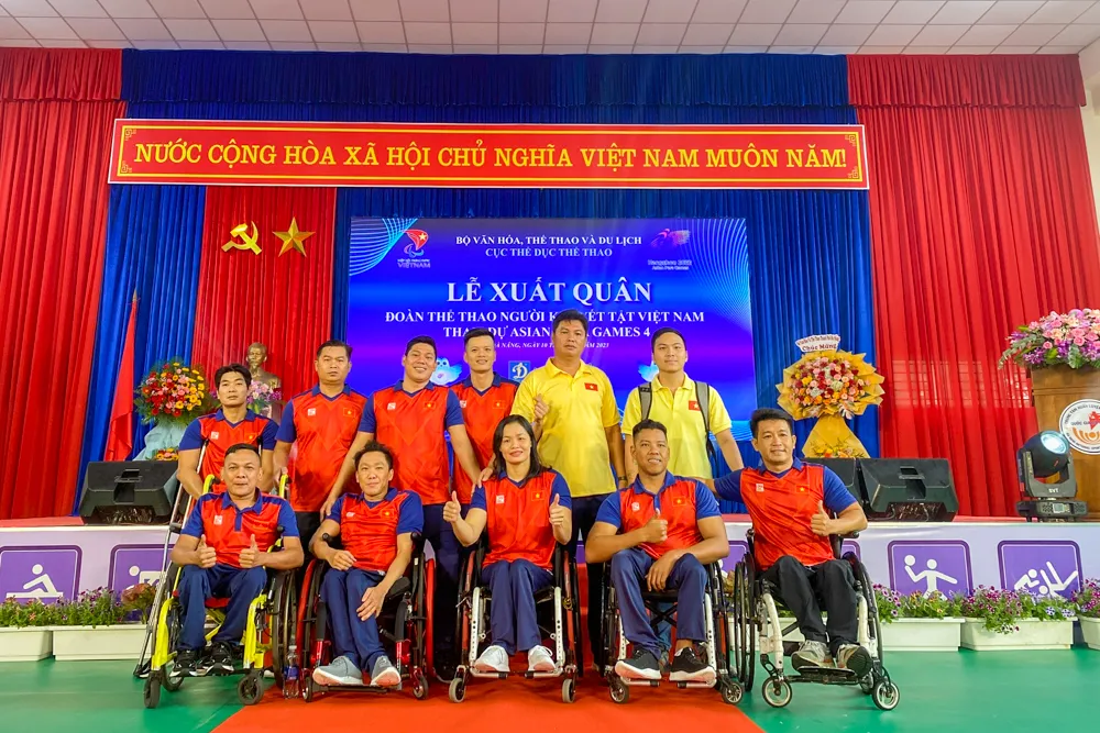 Các VĐV tại lễ xuất quân