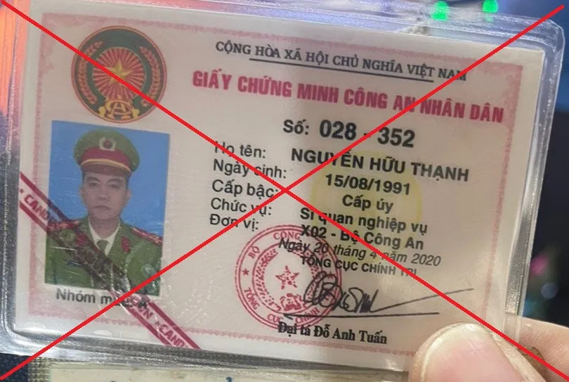 Chứng minh Công an nhân dân giả của Thạnh