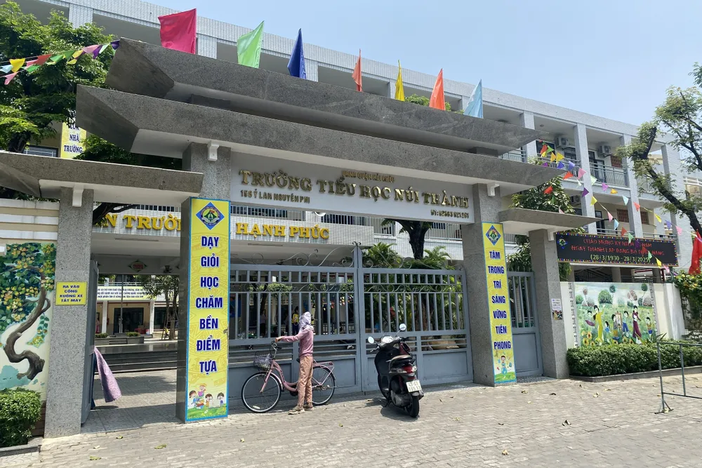 Hiệu trưởng Trường Tiểu học Núi Thành khẳng định thông tin chia sẻ về suất ăn bán trú là không chính xác