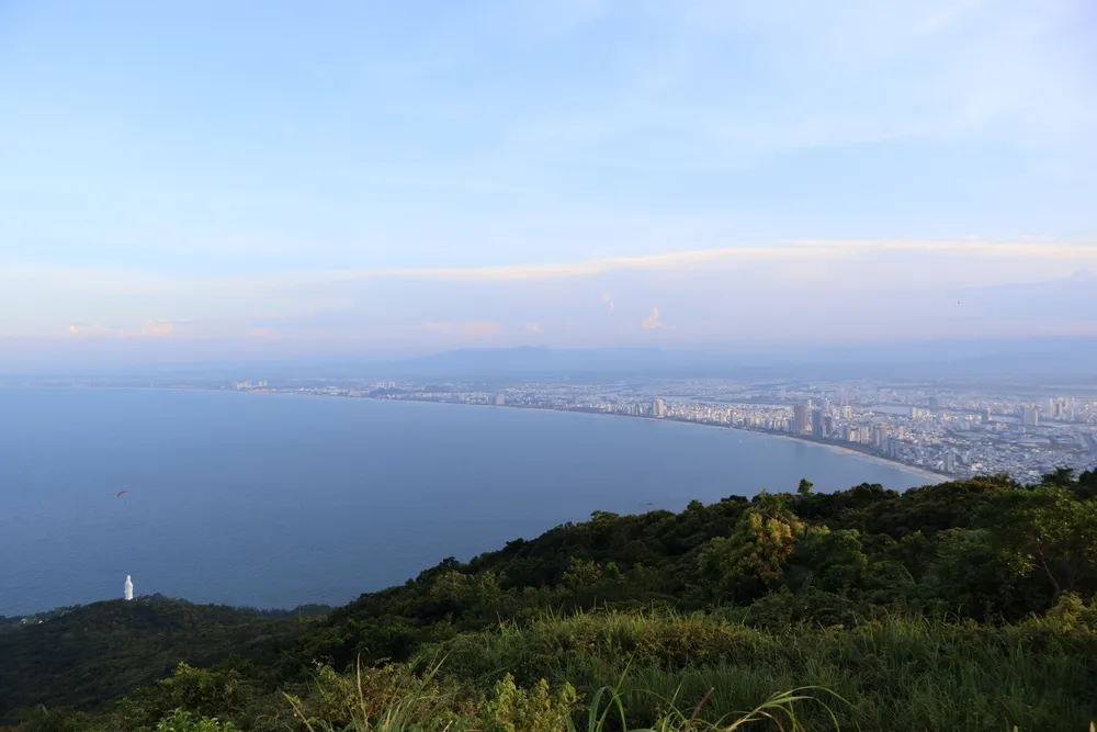 Đà Nẵng chính thức mở lại các tuyến tham quan, dã ngoại tại bán đảo Sơn Trà sau thời gian tạm dừng để khắc phục sạt lở