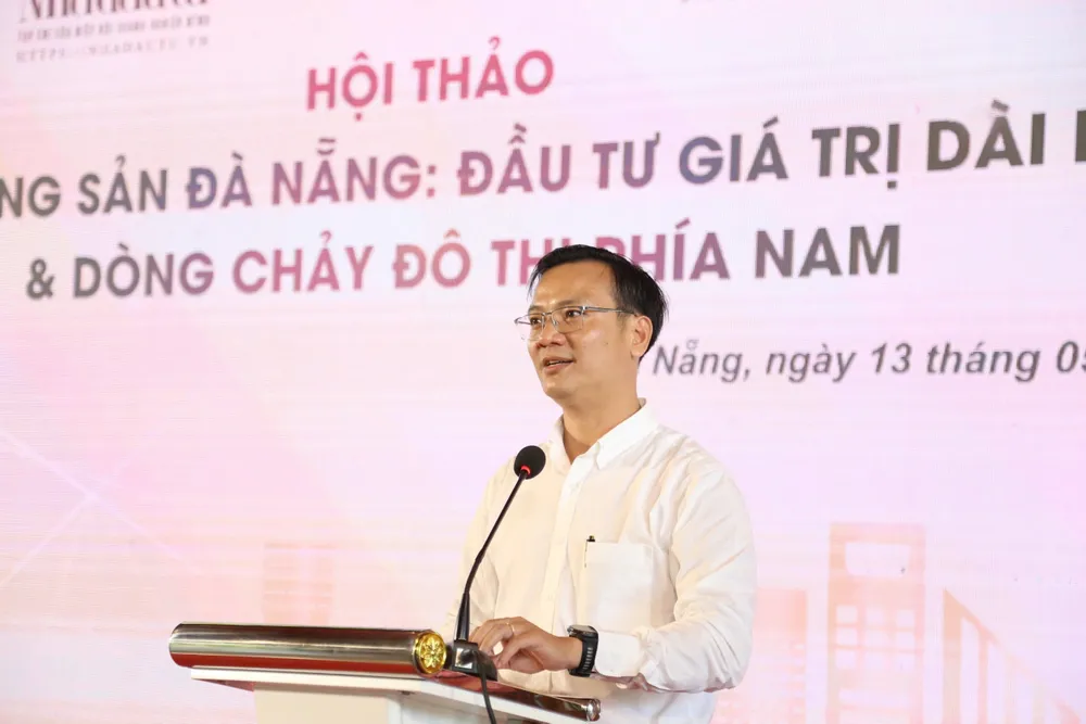 hoi thao 1.jpg