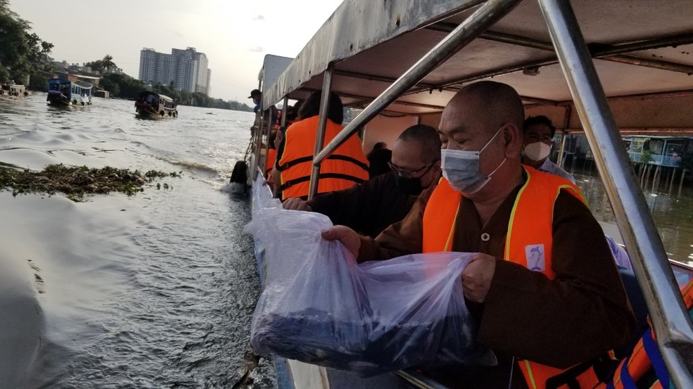 第八郡佛教會組織放生活動 ảnh 1