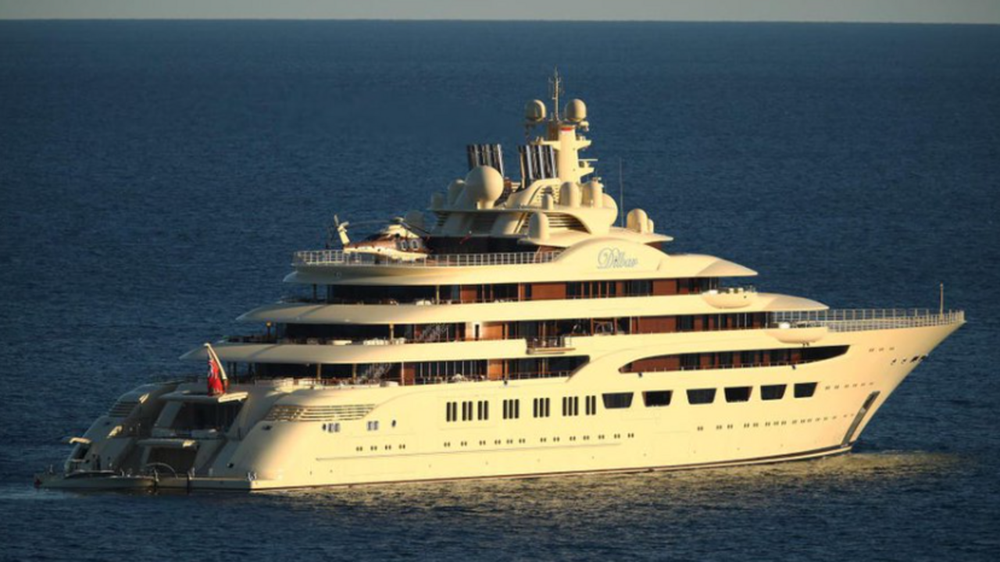 俄寡頭烏超豪華遊艇。圖源：互聯網