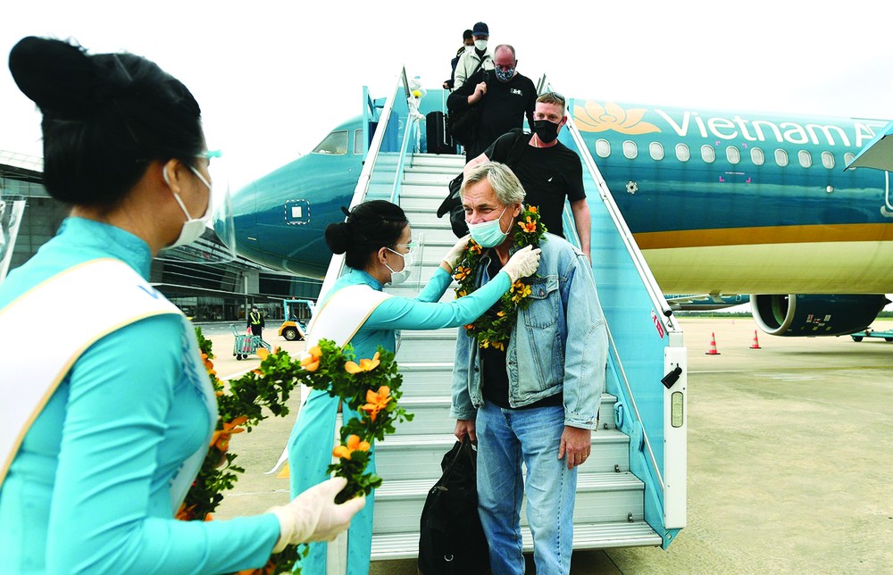 越航迎接國際遊客。