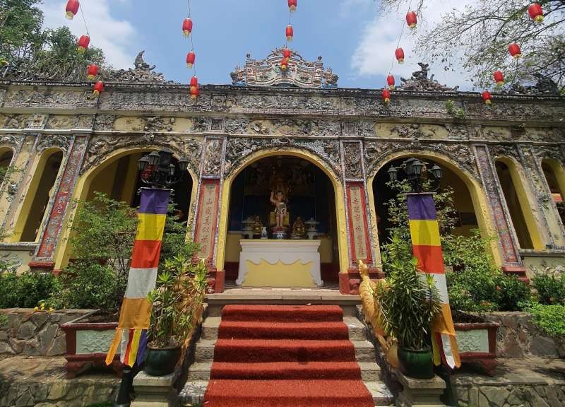 寶峰古寺古色古香的外觀。